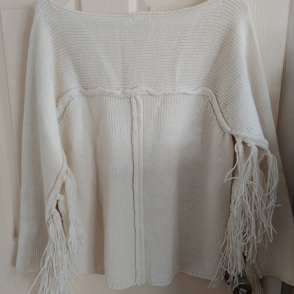 Crew Neck Sweater w/ cute fringe detail